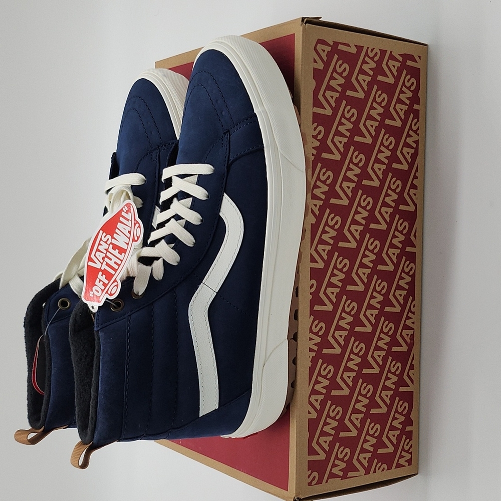 Vans Mte M 10